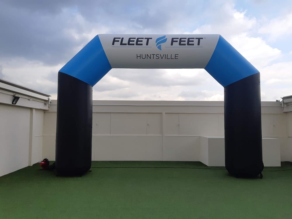 Fleet Feet Huntsville 45 Degree Inflatable Arch - Boulder Blimp