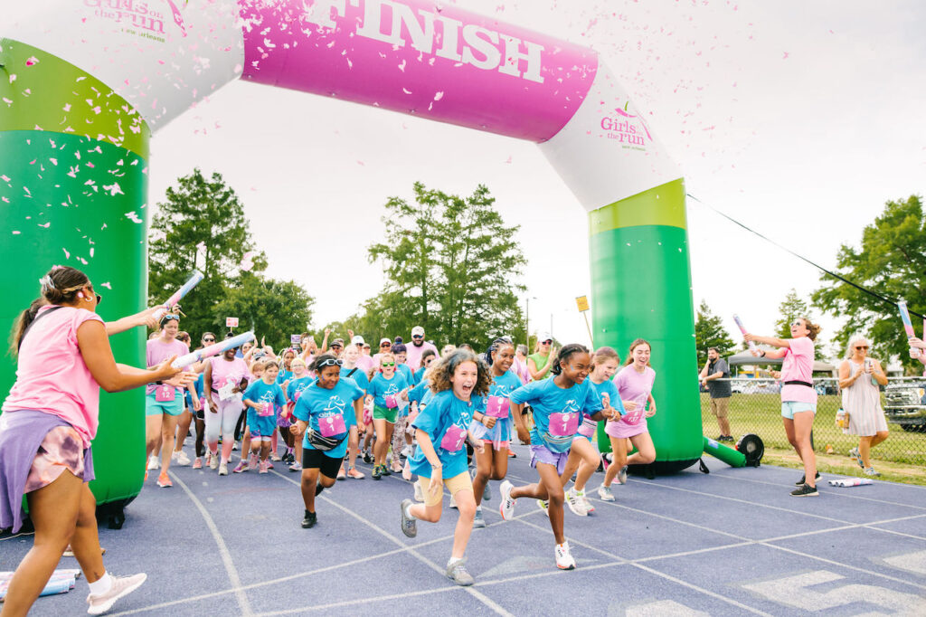 Inflatable Angular Archway for Girls on the Run