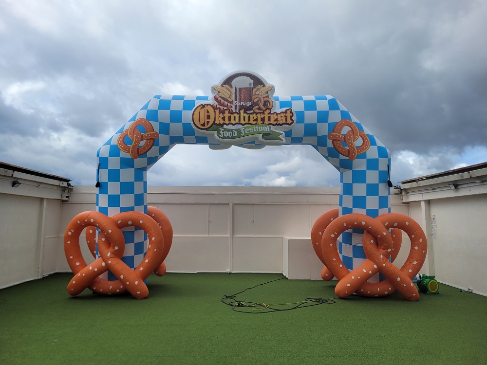 inflatable oktoberfest archway